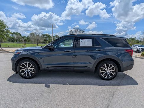 Used 2024 Ford Explorer ST-Line w/ Class IV Trailer Tow Package RWD image 8