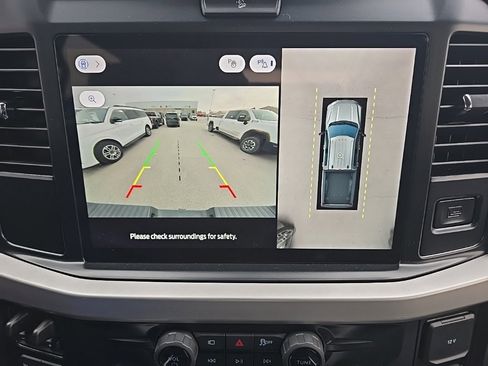 Used 2025 Ford F250 XLT w/ Tremor Off-Road Package image 22