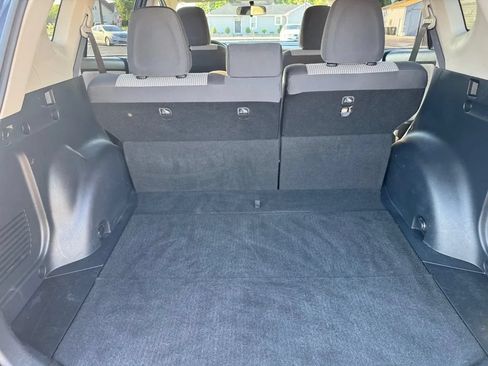 Used 2014 Toyota RAV4 LE AWD/4WD image 10