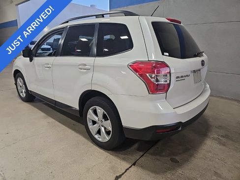 Used 2015 Subaru Forester 2.5i Premium w/ All-Weather Package AWD/4WD image 4