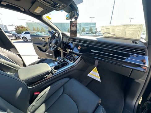 New 2026 Audi Q8 Prestige image 28