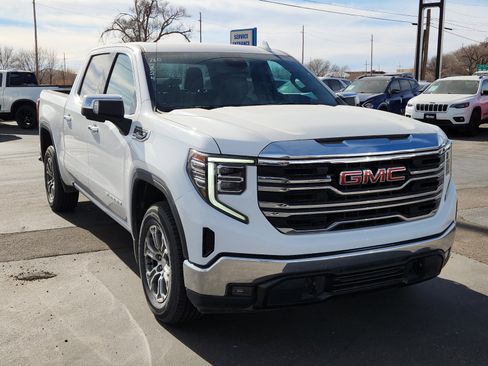Used 2024 GMC Sierra 1500 SLT image 6