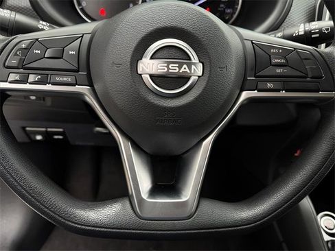 Used 2022 Nissan Kicks S image 21
