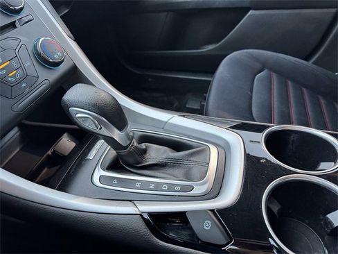 Used 2014 Ford Fusion SE w/ Equipment Group 201A image 29