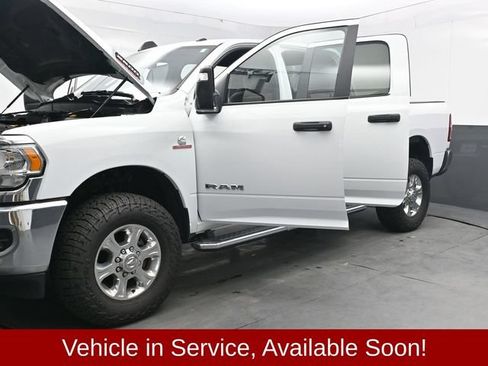 Used 2024 RAM 2500 Big Horn AWD/4WD image 32