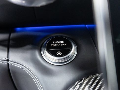 Used 2025 Mercedes-Benz AMG GT 63 image 16