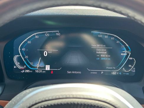 Used 2022 BMW 330e w/ M Sport Package RWD image 36