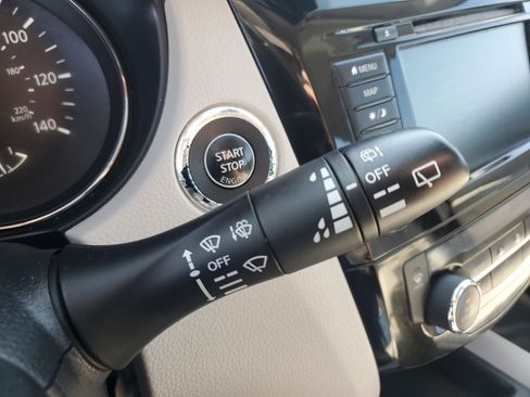 Used 2019 Nissan Rogue Sport SL w/ Premium Package FWD image 29