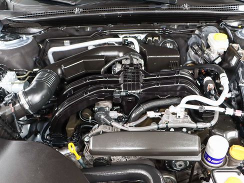 Used 2023 Subaru Outback Premium image 29