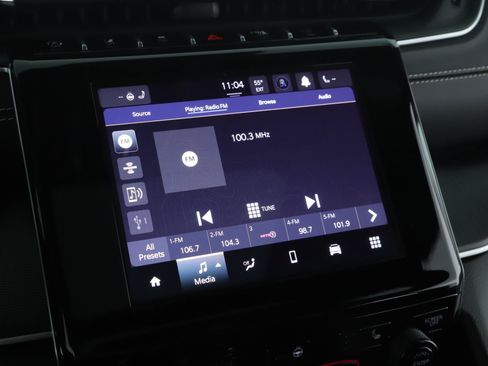 Used 2023 Jeep Grand Cherokee Altitude AWD/4WD image 13