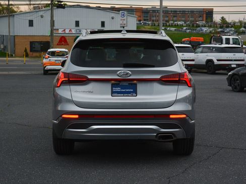 Used 2022 Hyundai Santa Fe SEL w/ Convenience + Premium Package FWD image 6