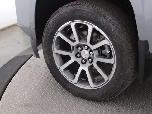 Used 2021 GMC Canyon Denali AWD/4WD image 13