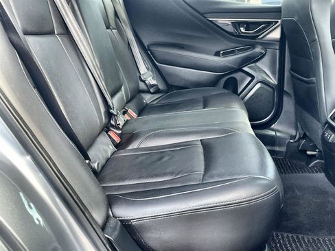 Used 2021 Subaru Outback Limited image 17