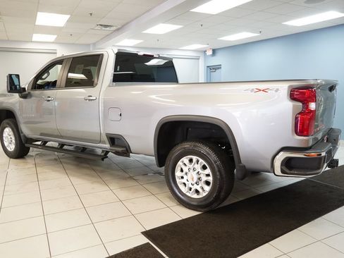 Used 2024 Chevrolet Silverado 3500 LT w/ Convenience Package AWD/4WD image 7
