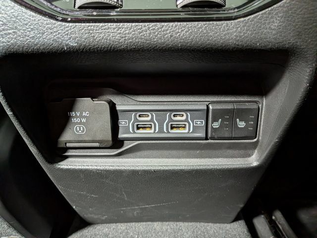 Used 2024 Jeep Grand Cherokee Limited AWD/4WD image 15