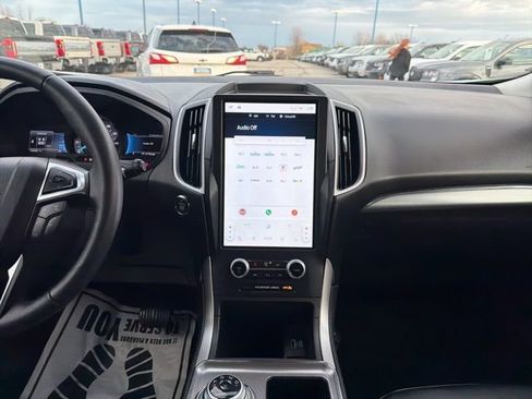 Certified 2022 Ford Edge SEL w/ Convenience Package image 18