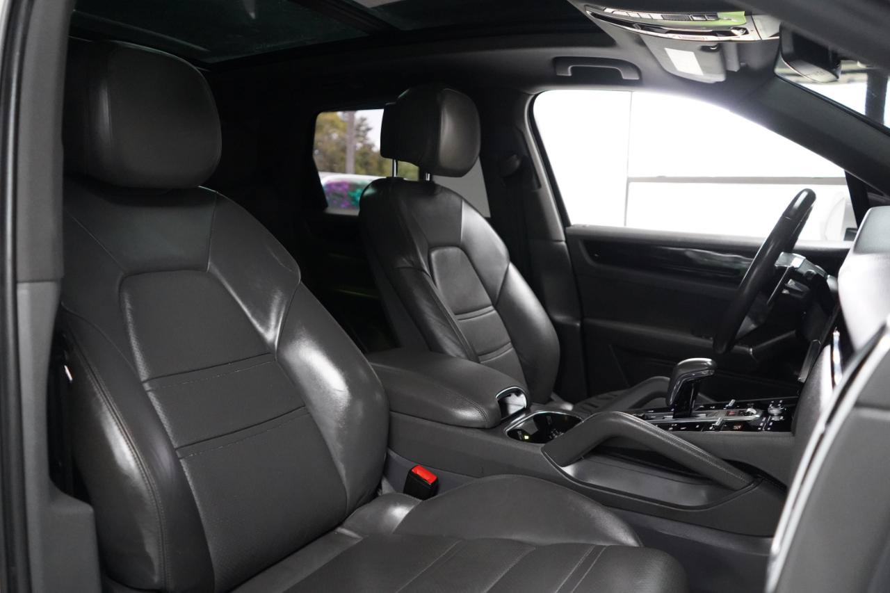 Used 2021 Porsche Cayenne AWD/4WD image 21
