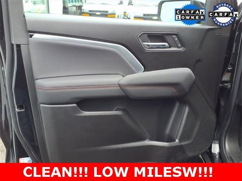 Used 2024 Chevrolet Colorado Z71 w/ Z71 Convenience Package 2 image 10