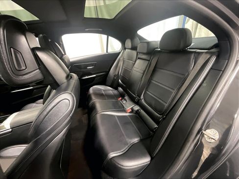 Used 2022 Mercedes-Benz C 300 4MATIC Sedan image 15