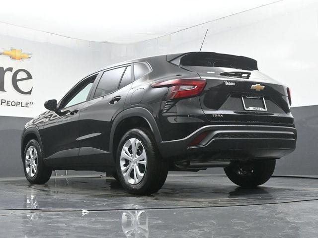 New 2026 Chevrolet Trax LS FWD image 5