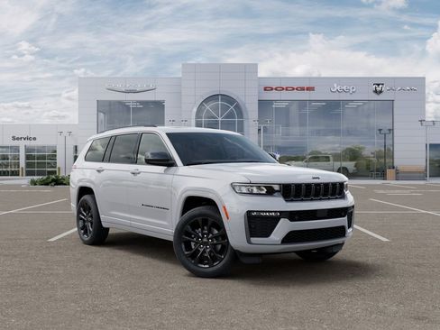 New 2026 Jeep Grand Cherokee L Limited AWD/4WD image 5
