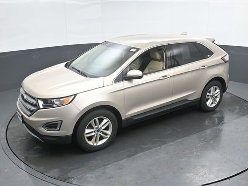 Used 2017 Ford Edge SEL w/ Utility Package image 26