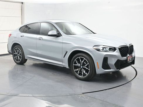 Used 2023 BMW X4 xDrive30i w/ M Sport Package AWD/4WD image 32