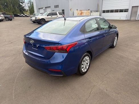 Used 2021 Hyundai Accent SE FWD image 6