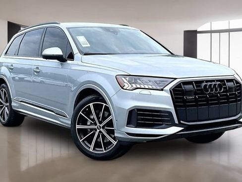 Used 2023 Audi Q7 3.0T Premium Plus AWD/4WD image 3