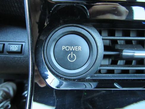 Used 2023 Toyota bZ4X Limited image 44