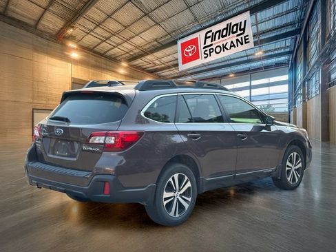 Used 2019 Subaru Outback 2.5i Limited w/ Popular Package #2 AWD/4WD image 4