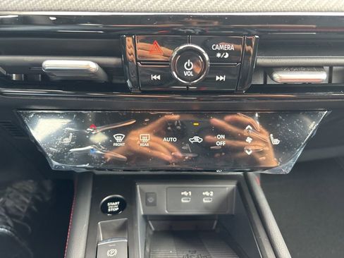 New 2026 Nissan Kicks SR w/ Cold Weather Package image 13