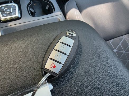 New 2026 Nissan Frontier SV image 31