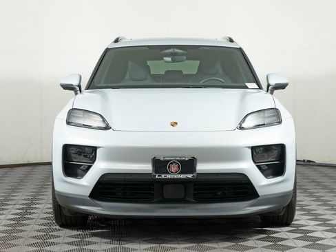 Used 2025 Porsche Macan 4 Electric w/ Premium Package AWD/4WD image 10