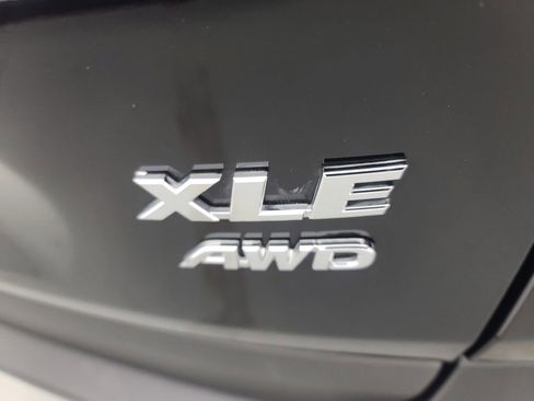 Used 2025 Toyota RAV4 XLE image 11