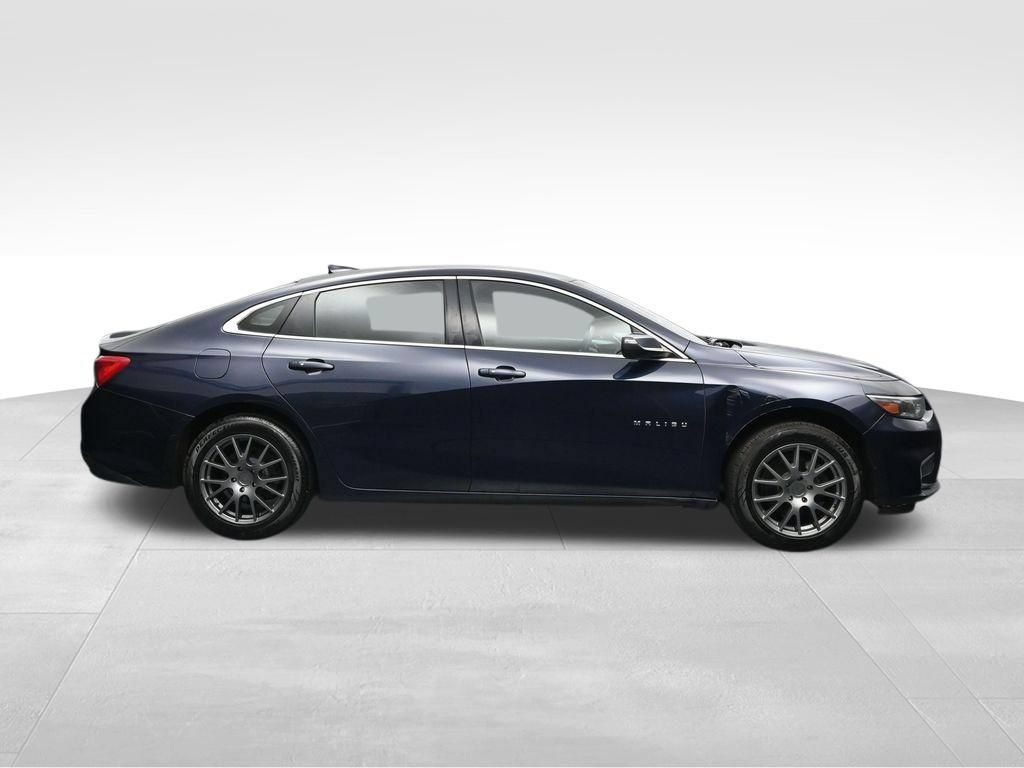 Used 2016 Chevrolet Malibu LT FWD image 6