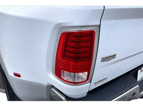 Used 2015 RAM 3500 Laramie AWD/4WD image 36