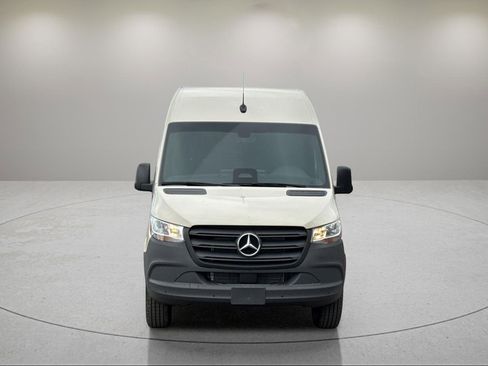New 2025 Mercedes-Benz Sprinter 2500 image 9