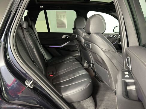 Used 2022 BMW X5 xDrive40i w/ M Sport Package AWD/4WD image 32