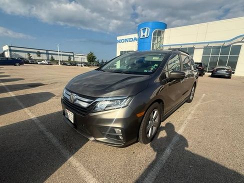Used 2018 Honda Odyssey EX image 3