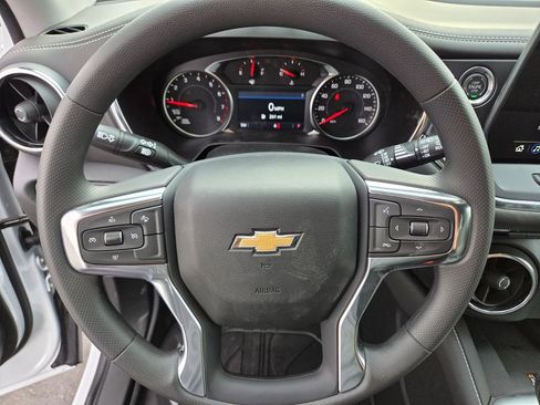 New 2025 Chevrolet Blazer LT image 10