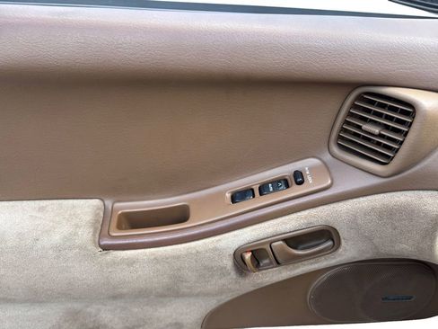 Used 1994 Nissan 300ZX Hatchback RWD image 15