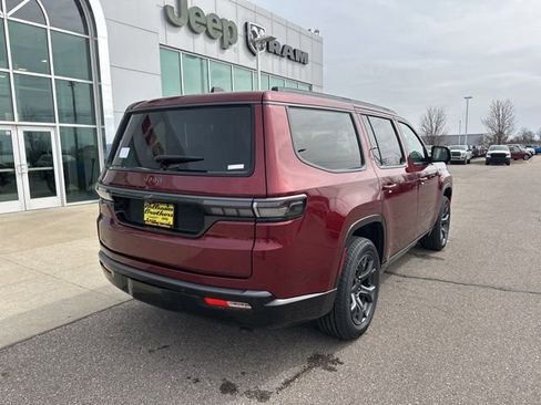 New 2026 Jeep Grand Wagoneer Limited AWD/4WD image 5