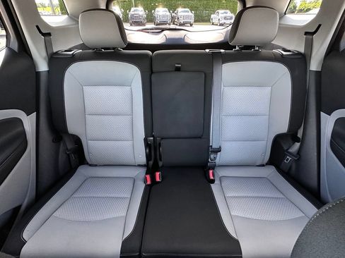 Used 2023 GMC Terrain SLE AWD/4WD image 27