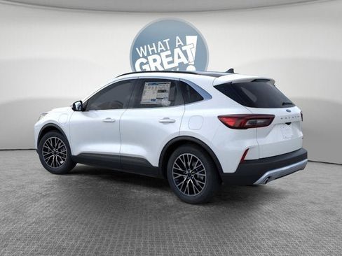 New 2025 Ford Escape SE w/ PHEV Premium Package image 4