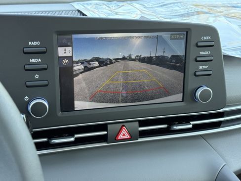 New 2026 Hyundai Elantra SE FWD image 22