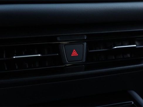 New 2026 Volkswagen Tiguan SEL R-Line image 17