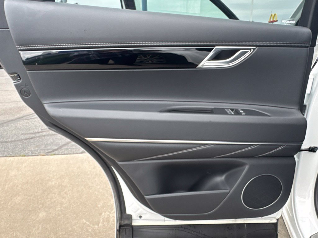 Used 2026 Genesis GV80 2.5T AWD/4WD image 37