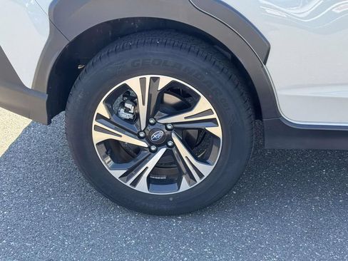 Used 2024 Subaru Crosstrek 2.0i Premium AWD/4WD image 9