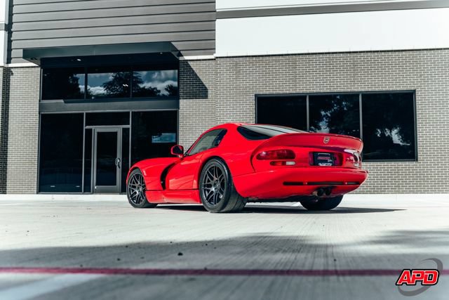Used 1997 Dodge Viper GTS RWD image 42